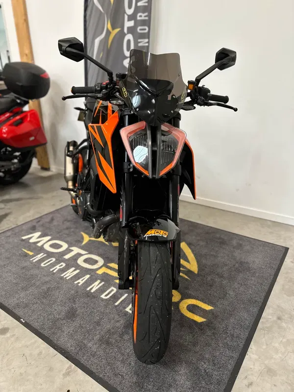 KTM 1290 Super Duke V2 d'occasion proche de Caudebec en Caux
