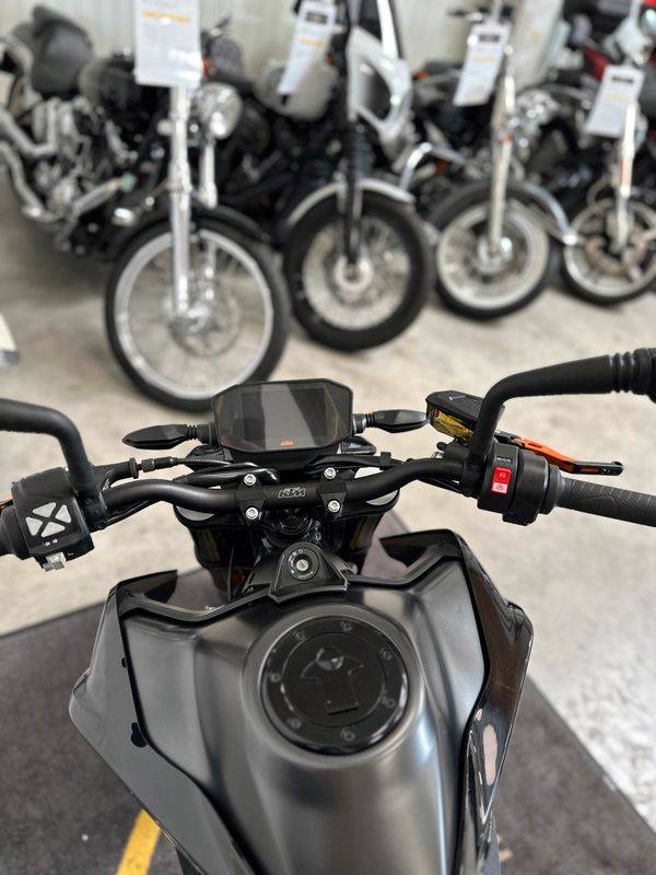 KTM 790 Duke L A2 d'occasion près de Montivilliers