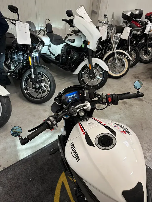 Triumph Speed Triple 1050 RS d’occasion près de Gonfreville l’Orcher