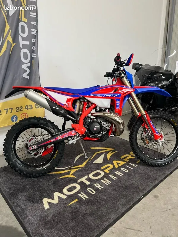 Beta 300 Race 2T MY25 à proximité de Bolbec