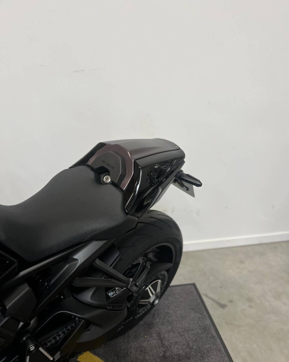 Honda CB1000R black édition