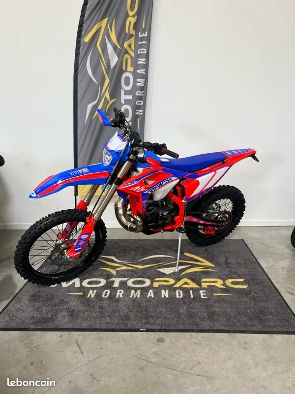 Beta 300 Race 2T MY25 à proximité de Bolbec