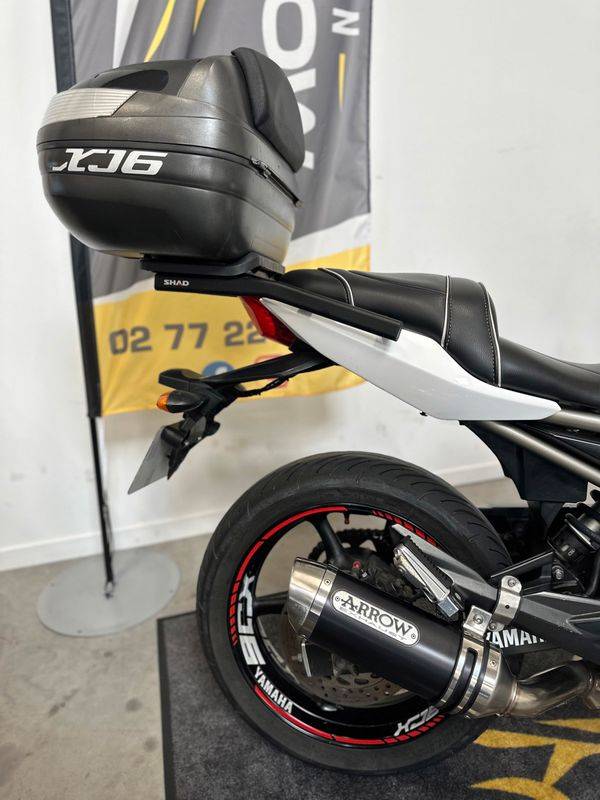 Yamaha XJ6 N d'occasion près de Port Jerome sur Seine