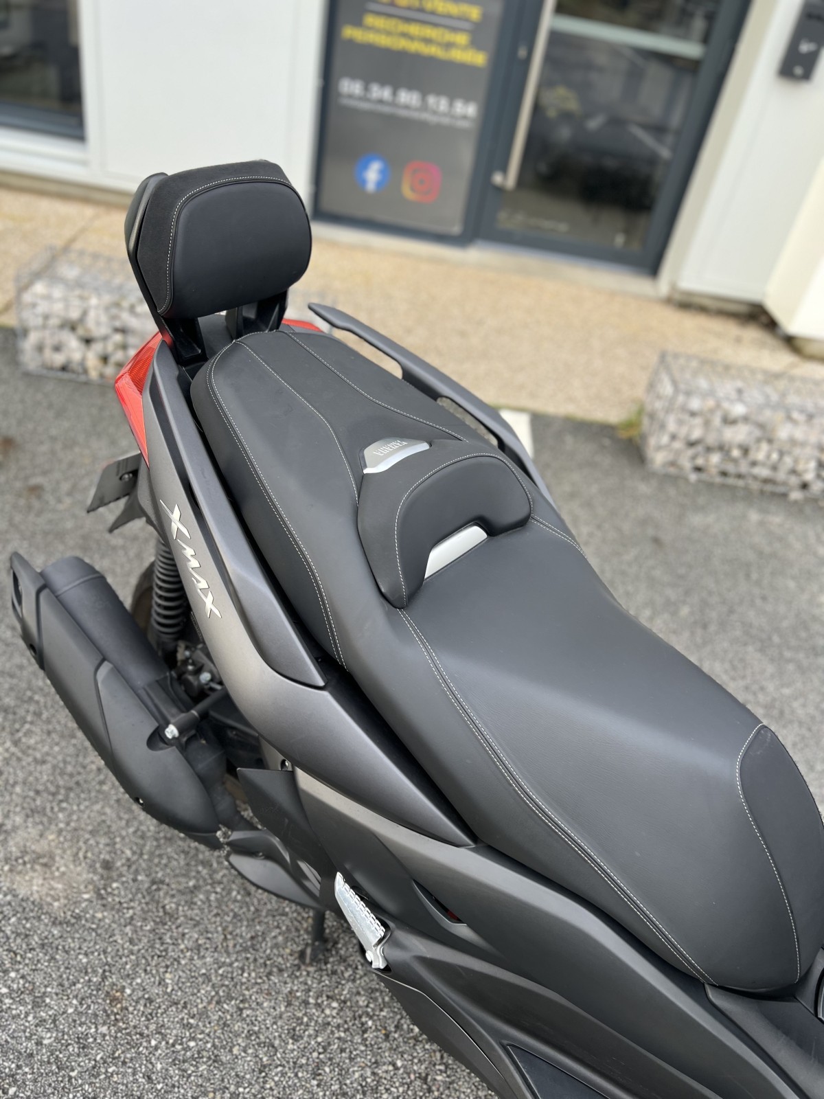 YAMAHA X-MAX 125