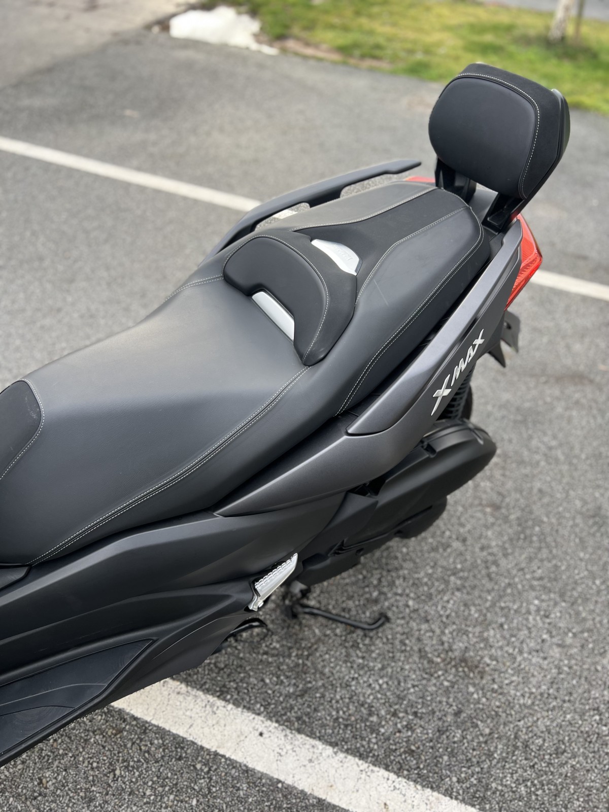 YAMAHA X-MAX 125