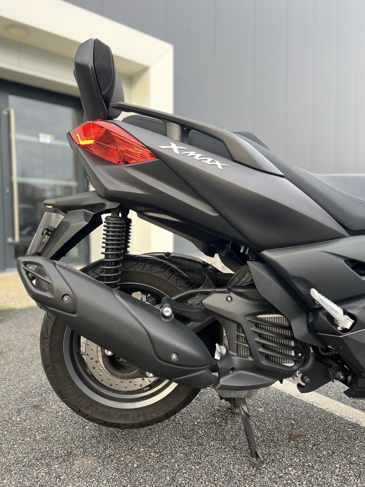 YAMAHA X-MAX 125