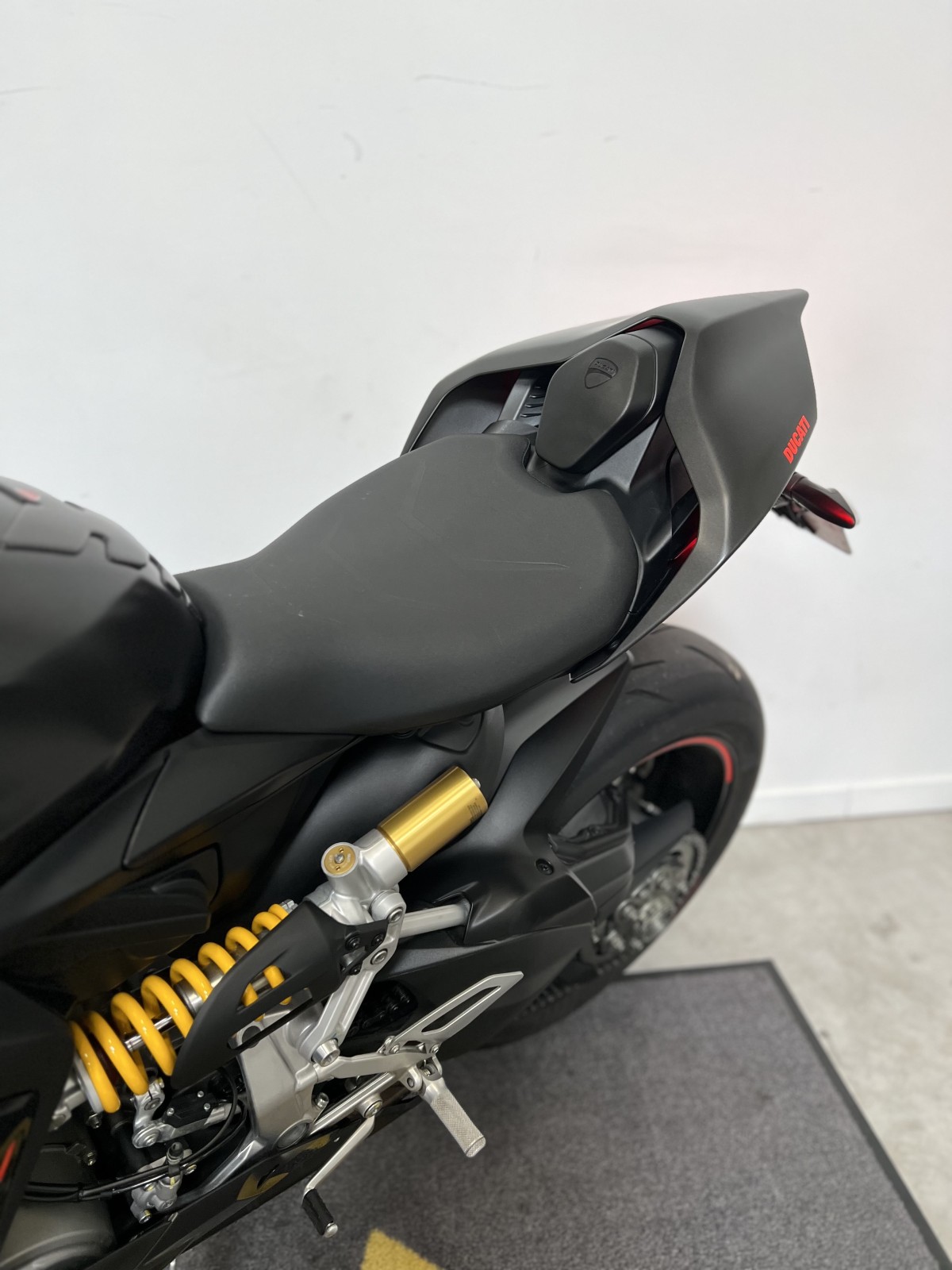 DUCATI PANIGALE V2