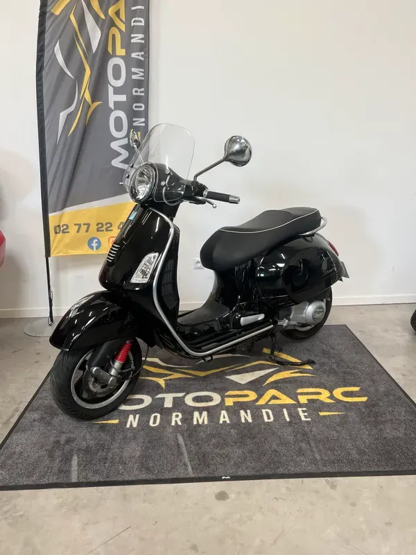 Vespa 300 GTS d'occasion près du Havre