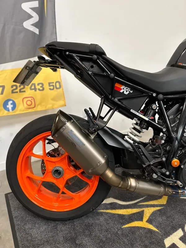 KTM 1290 Super Duke V2 d'occasion proche de Caudebec en Caux