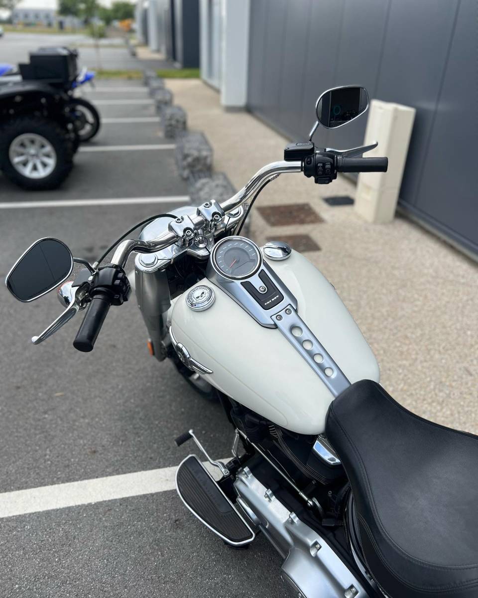 Moto d’occasion Harley Davidson Fat Boy 114 proche de Le Havre
