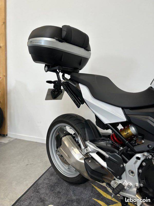 Moto d'occasion BMW F900XR proche de le Havre