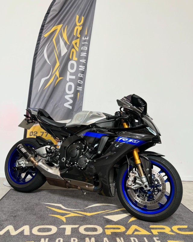 Yamaha R1M