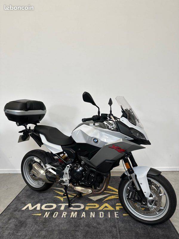 Moto d'occasion BMW F900XR proche de le Havre