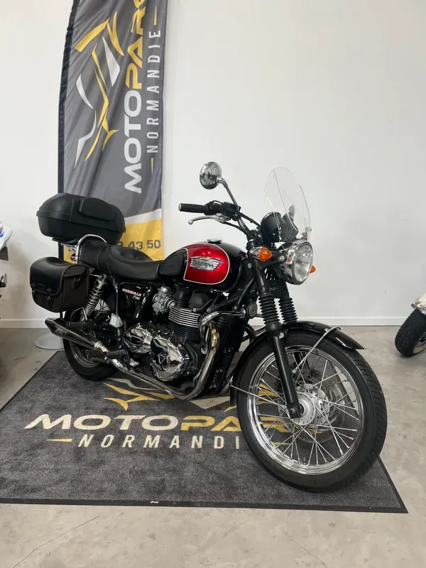 Triumph Bonneville 865 T100 d'occasion près de Fécamp