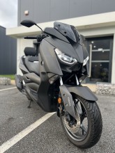 YAMAHA X-MAX 125