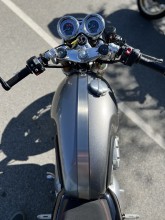 TRIUMPH 1200 THRUXTON R