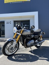 TRIUMPH 1200 THRUXTON R