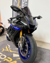 Yamaha R1M